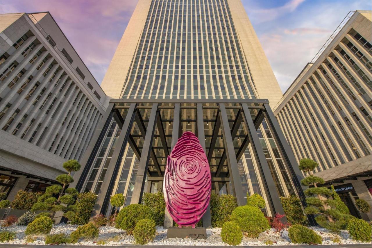 Hotel Crowne Plaza Ankara By Ihg Exterior foto