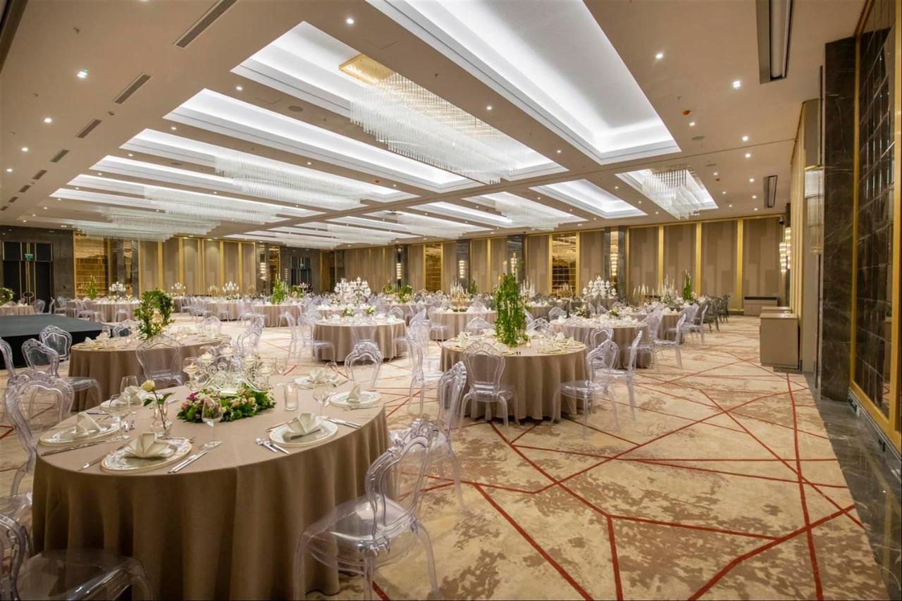 Hotel Crowne Plaza Ankara By Ihg Exterior foto
