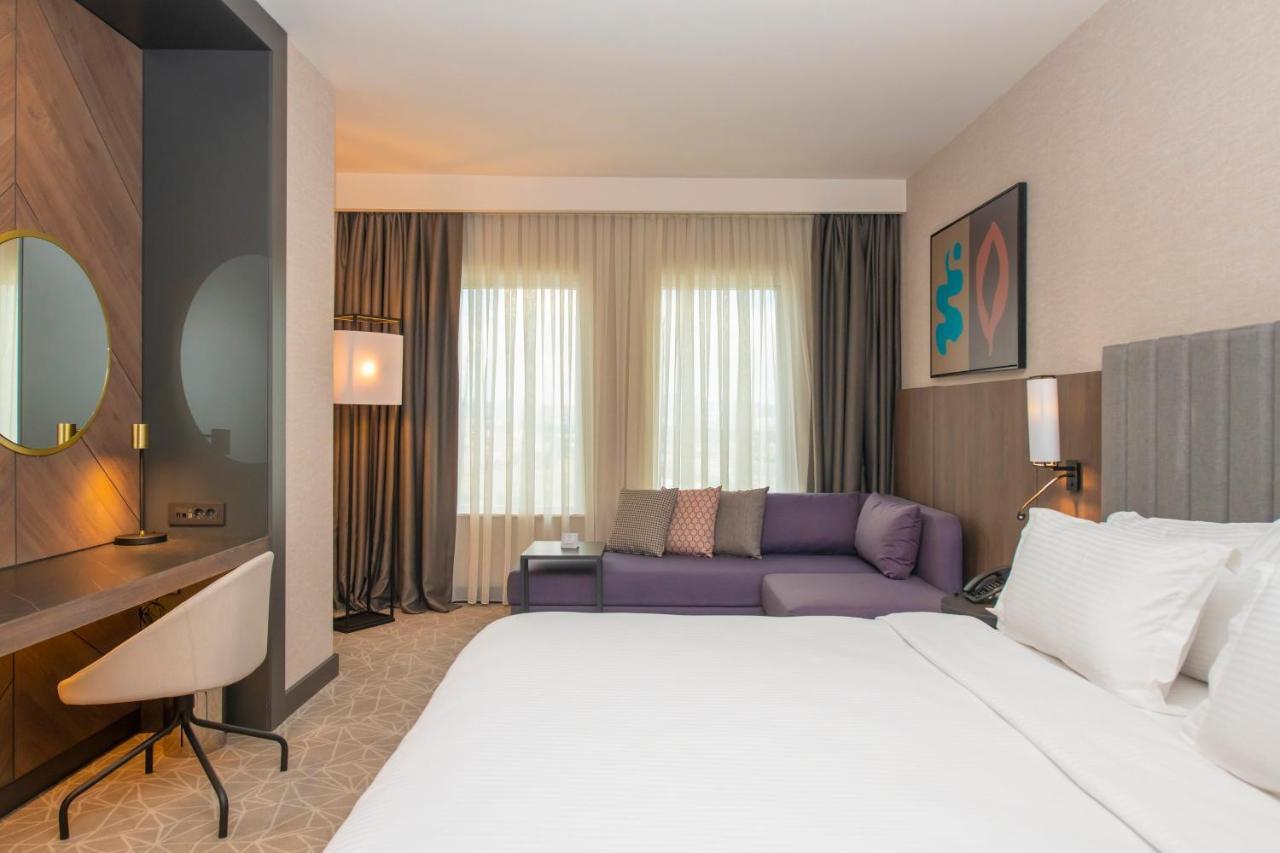 Hotel Crowne Plaza Ankara By Ihg Exterior foto